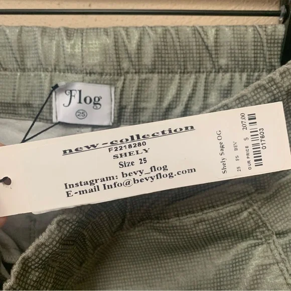 Bevy Flog Shely Pants in Sage Green OG Size 25 NWT New